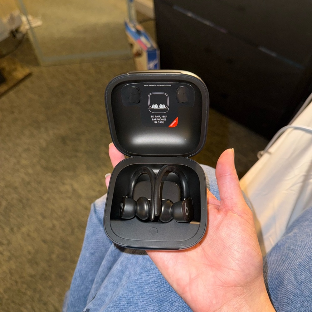 Beats by Dre Black Earbud Headphones